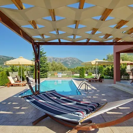 Villa Grizata Sleeps 4