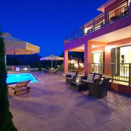 וילה Grizata Sleeps 4 *